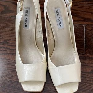 Women’s shoes Size 8